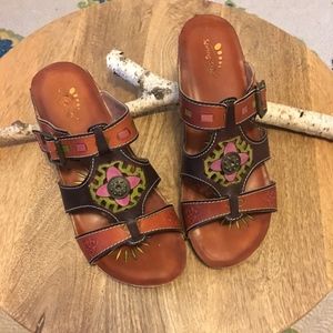 Size 36 Spring Step Slide Sandals